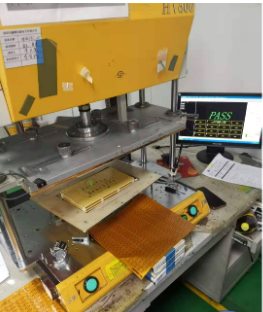 FPC electrical test equipment showing pass result